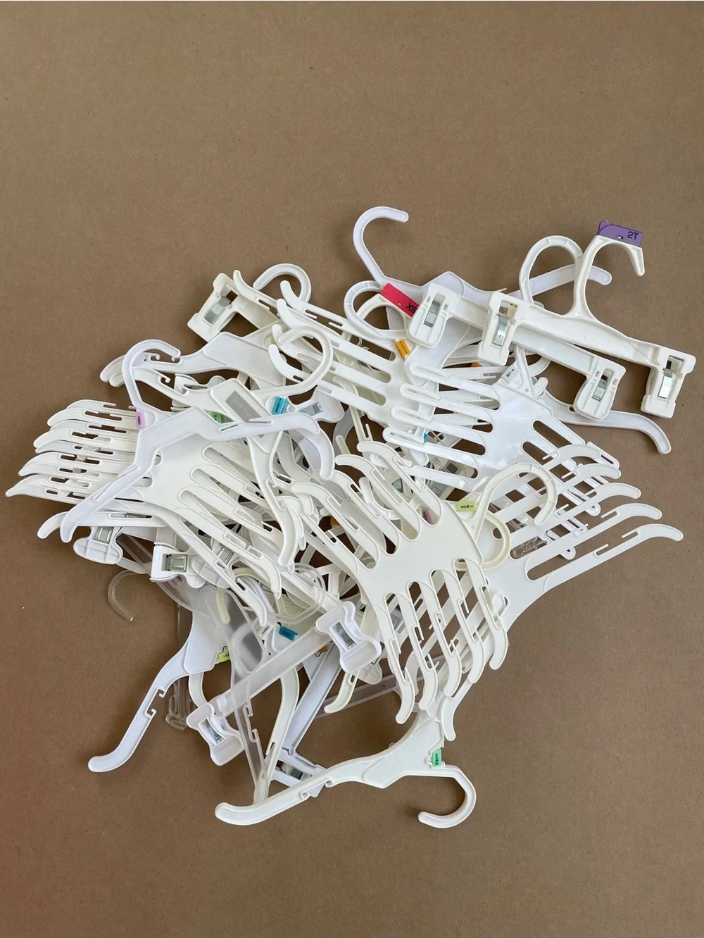 34 Plastic Toddler Hangers